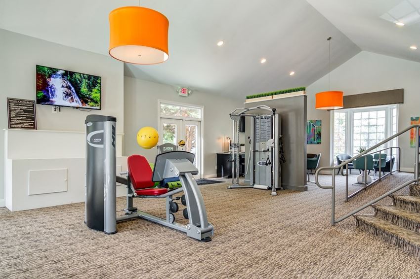 Dunwoody Glen Apartments, 6750 Peachtree Industrial Boulevard, Atlanta